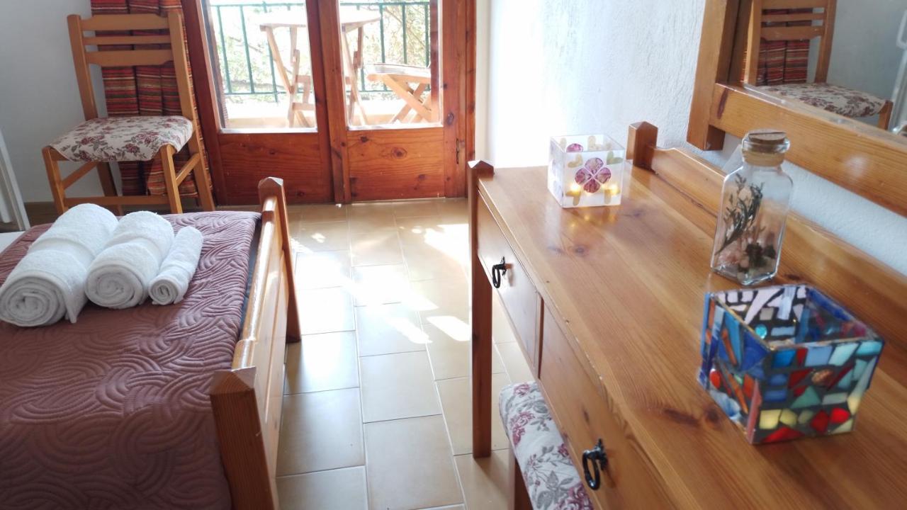 Loggia Hotel Agia Galini Buitenkant foto